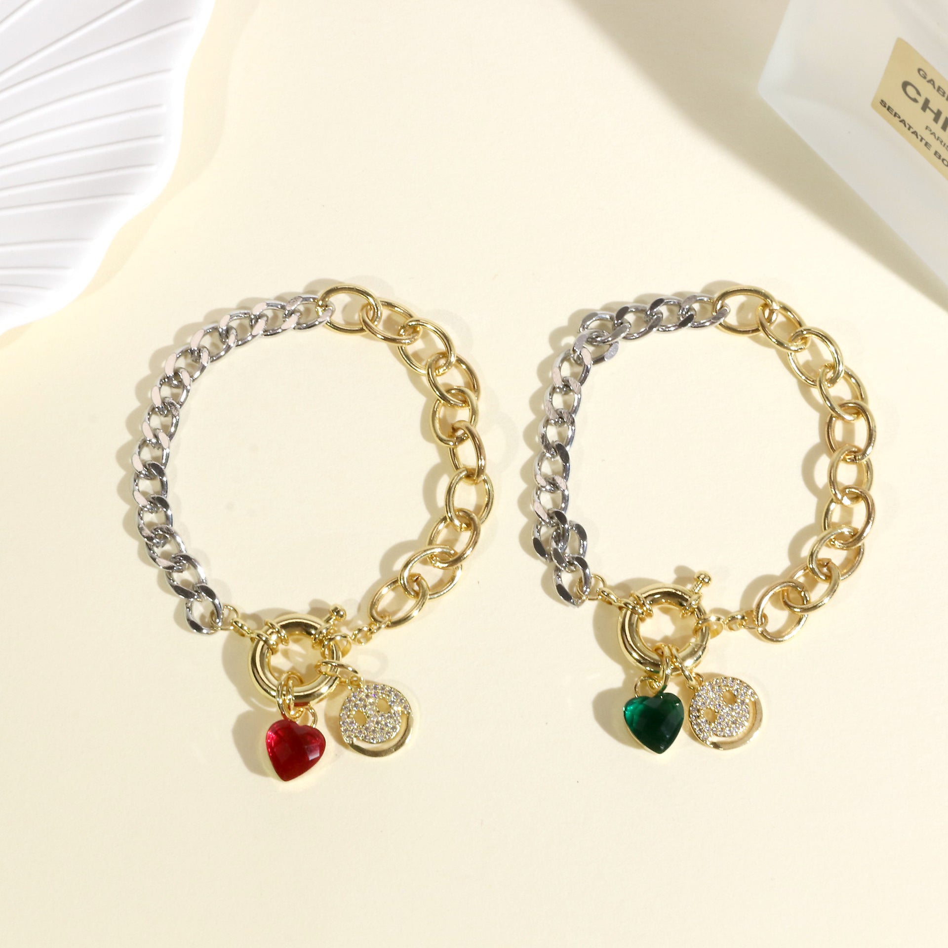 Wholesale Cuban Chain Spring Buckle Micro Paved Smile Face Zircon Heart Pendant Copper Bracelet
